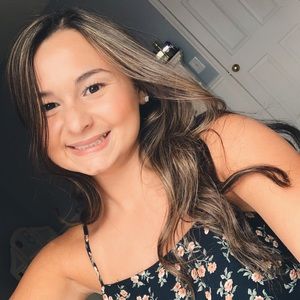 Meet your Posher, Christiana